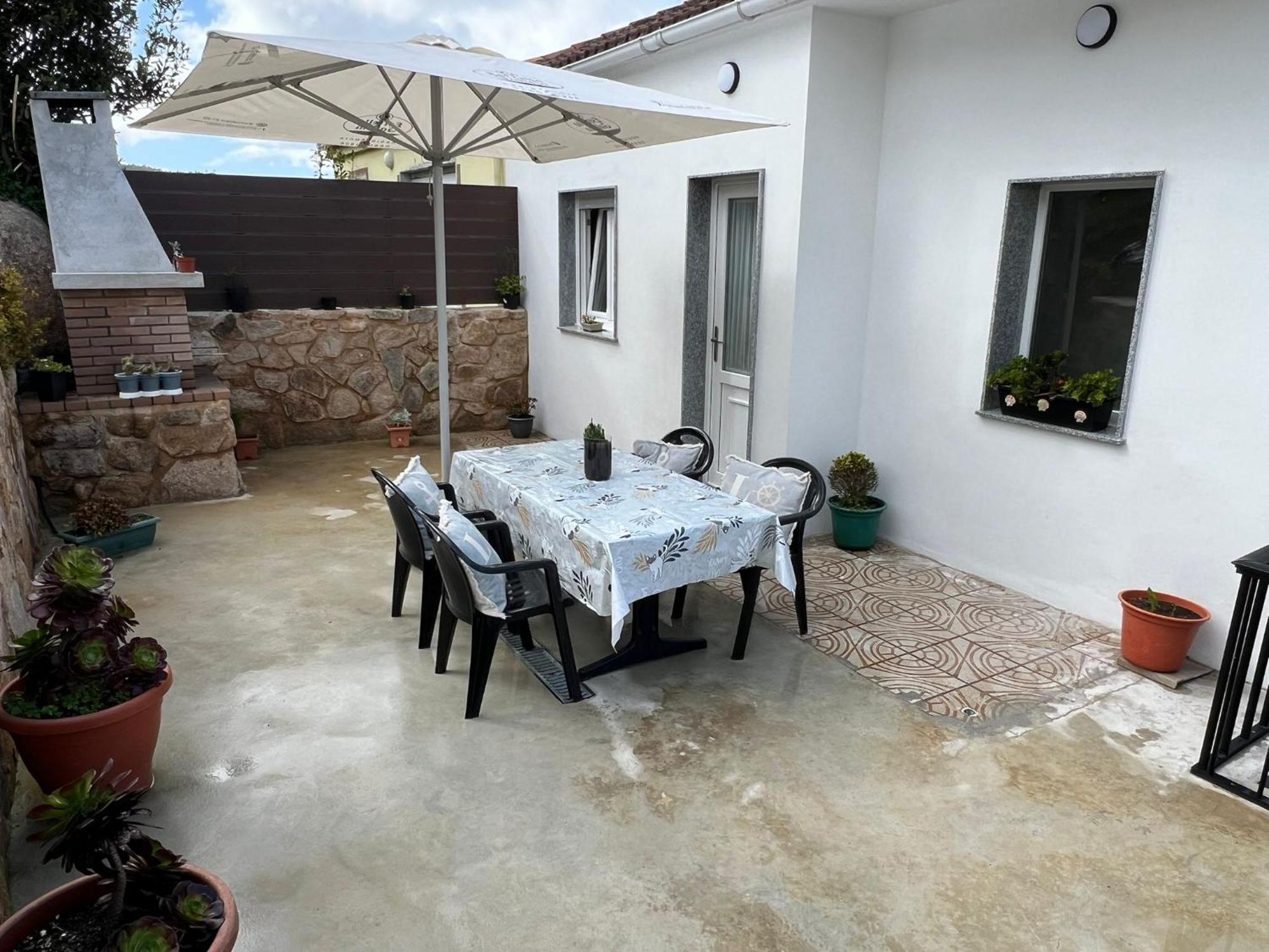 Villa O Cobijo De Elva Arou Exterior foto