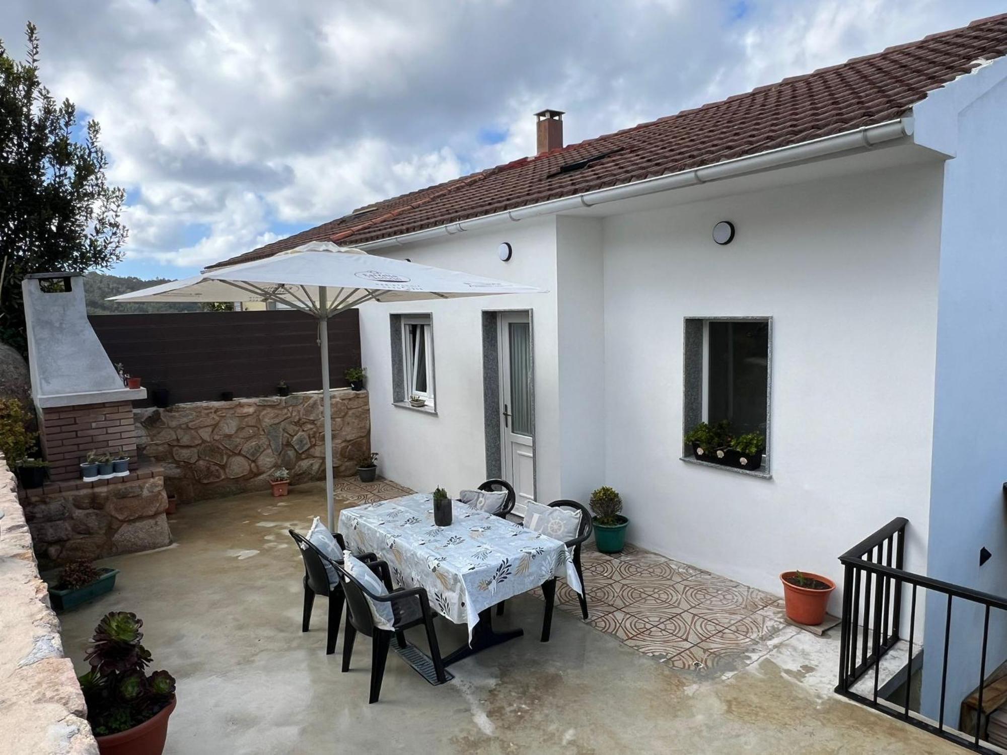 Villa O Cobijo De Elva Arou Exterior foto